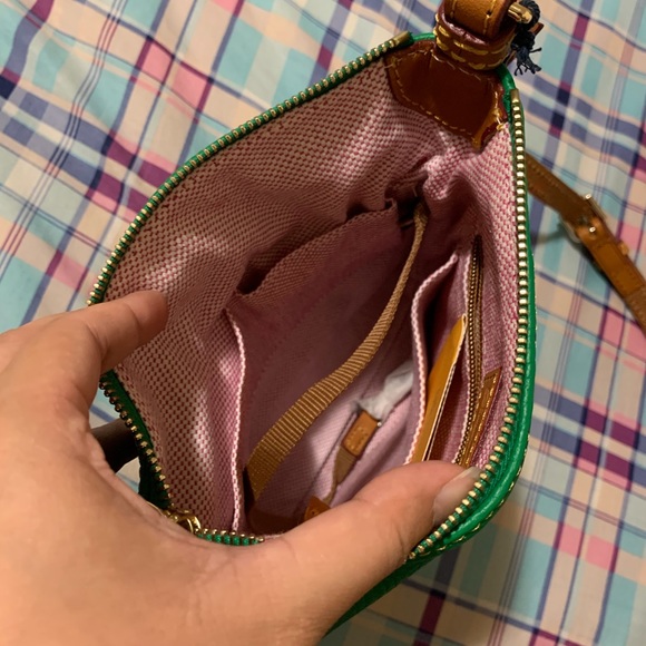 NWT Dooney & Bourke Letter Carrier in Green - Picture 7 of 7